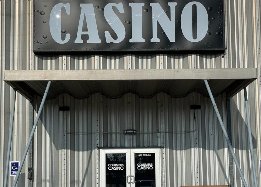 Harrah’s Nebraska Opens Temporary Casino, WarHorse Lincoln Readying Sportsbook