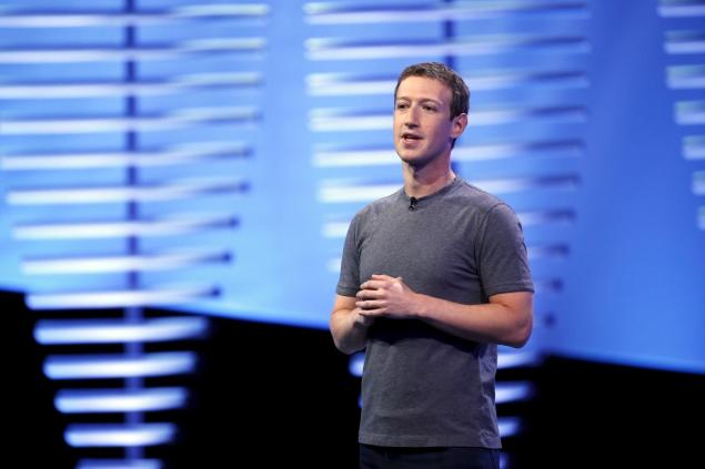 Facebook CEO Mark Zuckerberg Preaches Net Neutrality and Global Interaction