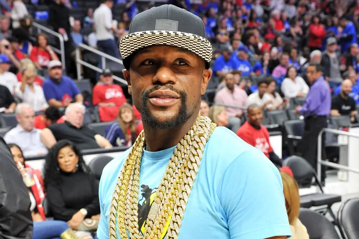 Floyd Mayweather Joins LeBron James in Lobbying NBA for Las Vegas Team