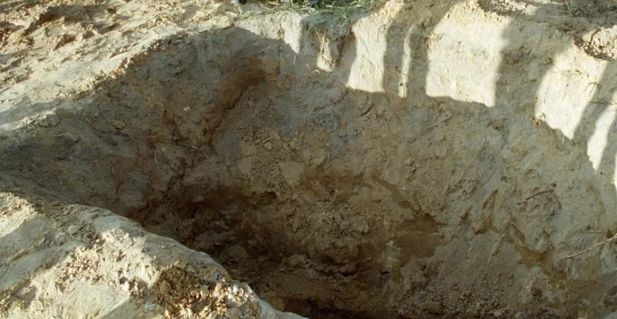 VEGAS MYTHS RE-BUSTED: The Mob Buried Hundreds of Bodies in the Desert