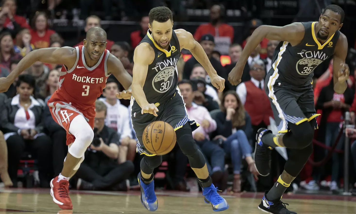 NBA Odds Favor Golden State Over Houston, Cavs Finally Get Some ‘Love’